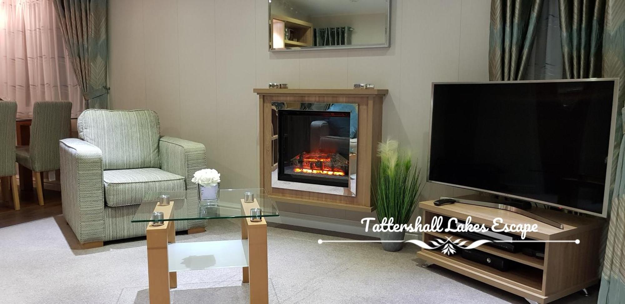 Meridian Tattershall Lakes Escape - Lakeside Lodge Caravan With A Fishing Peg Luxury Hot Tub Buitenkant foto